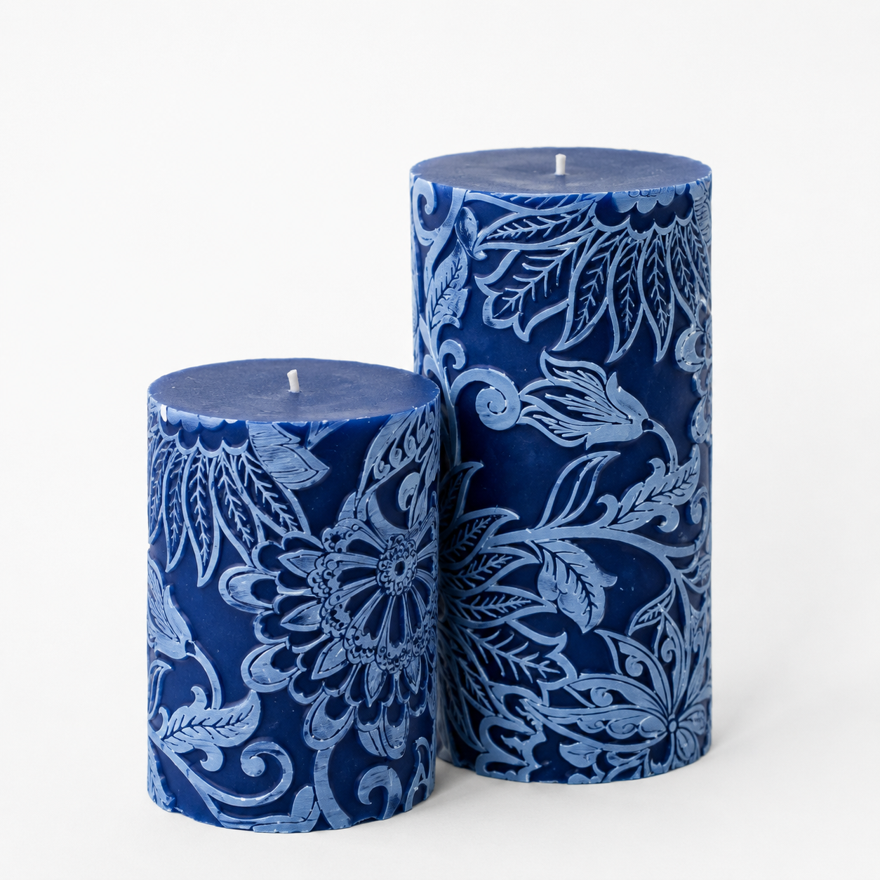 Colonial Blue Floral Embossed Candle | 3 x 4