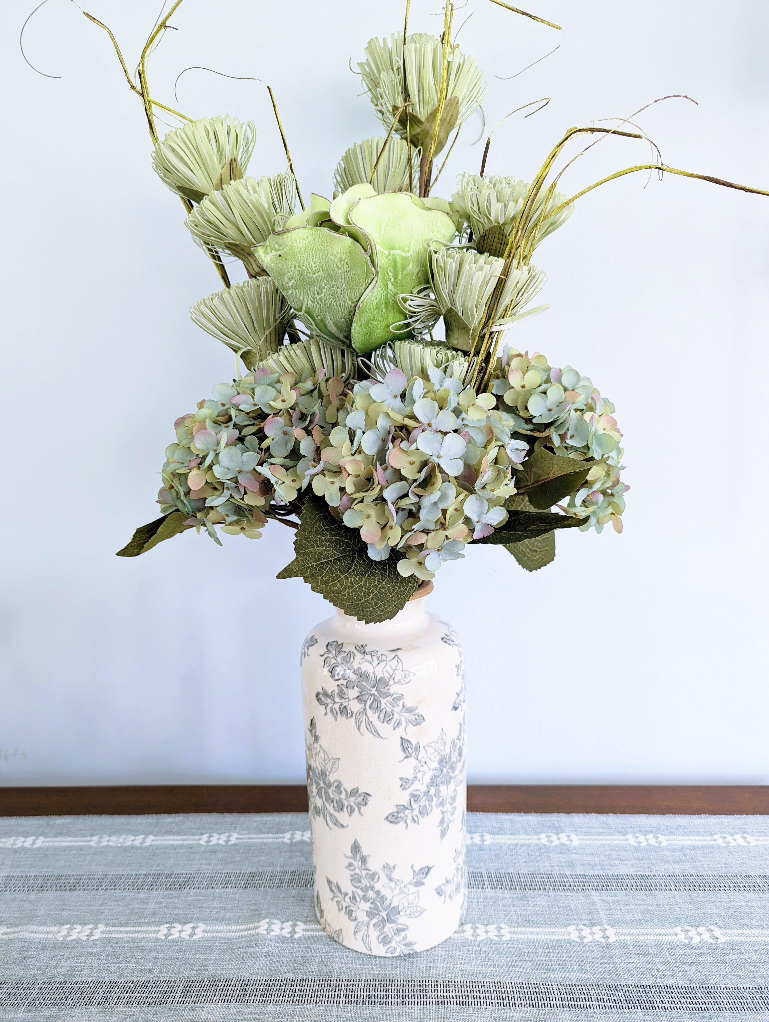 Clifton House 'Adeline' Arrangement