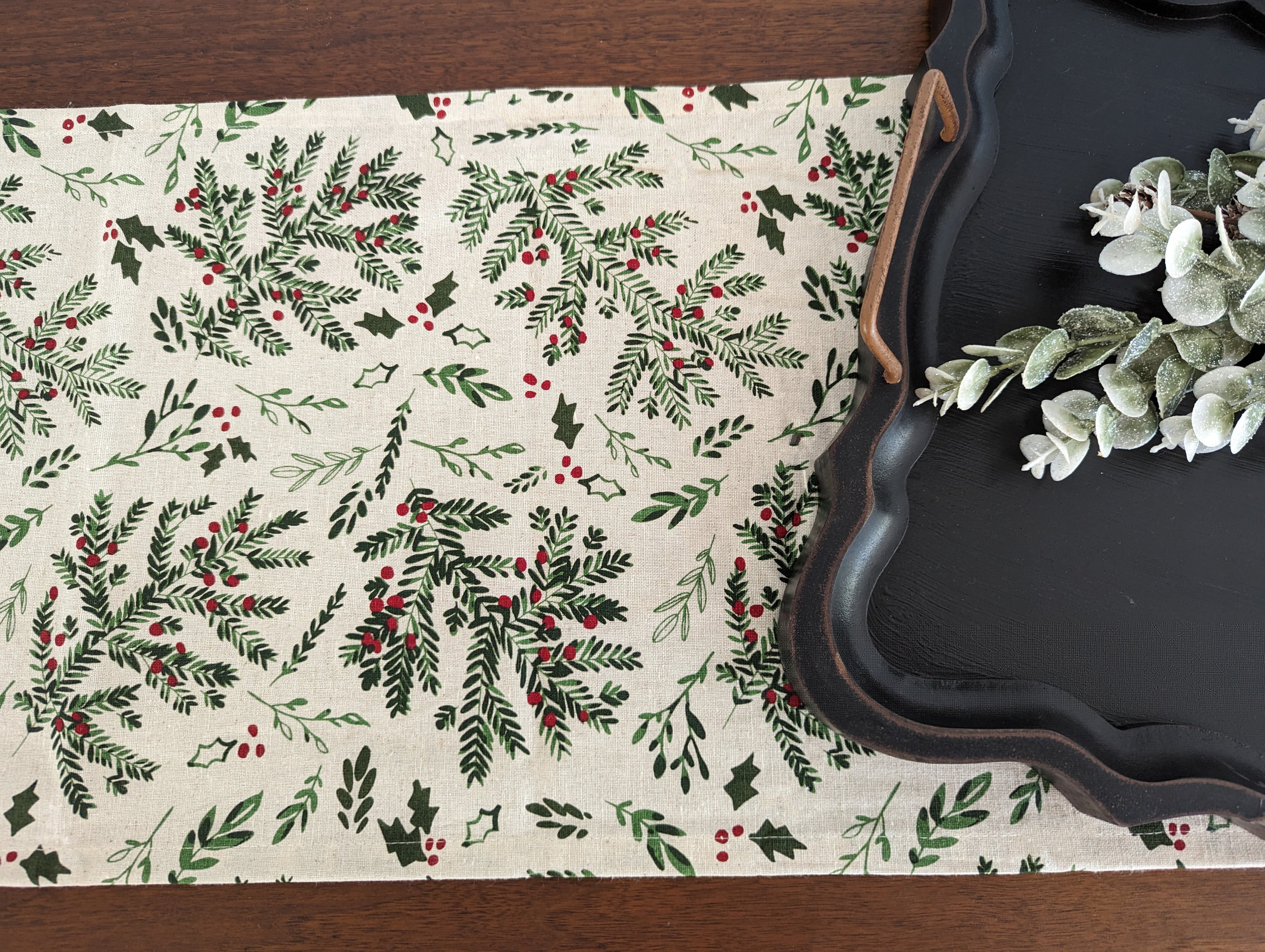 The Colette Holiday Runner