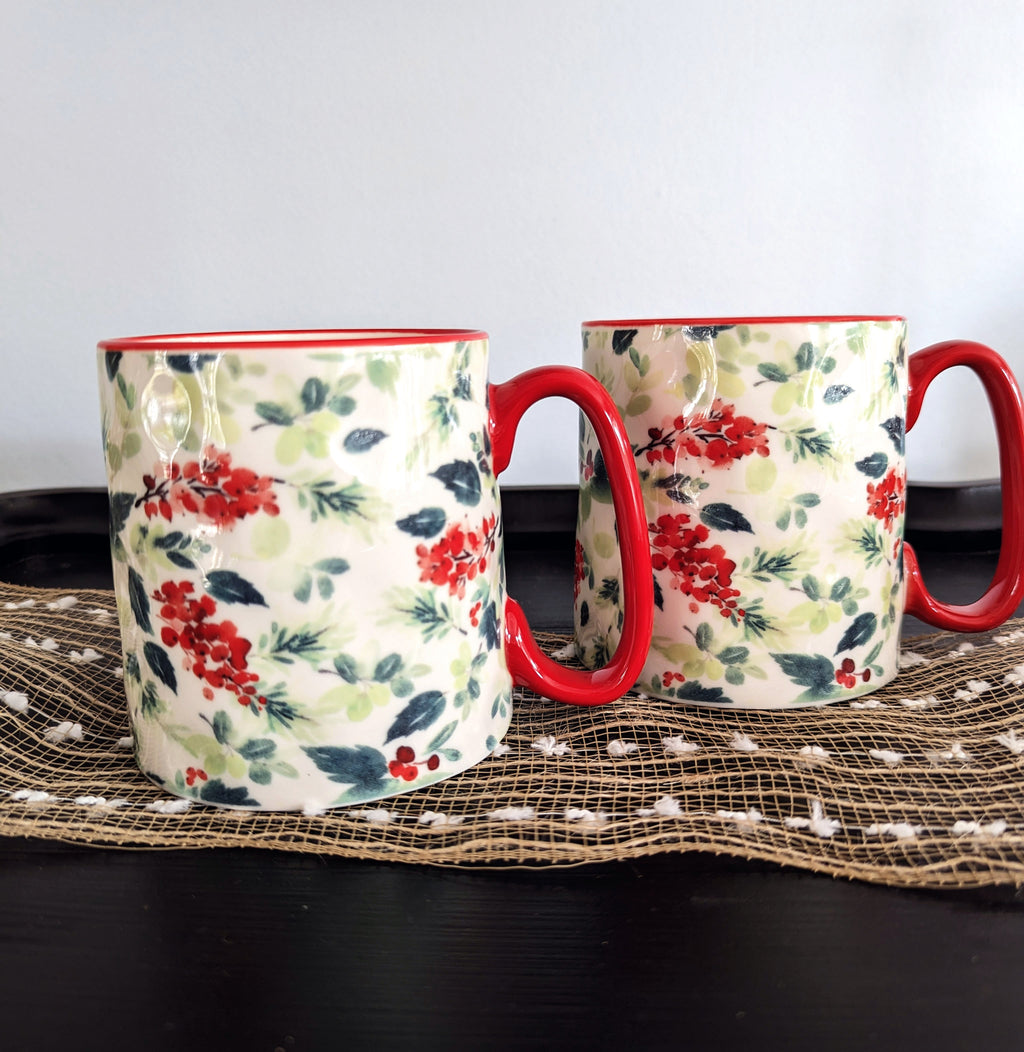 Red Berry Mug Set