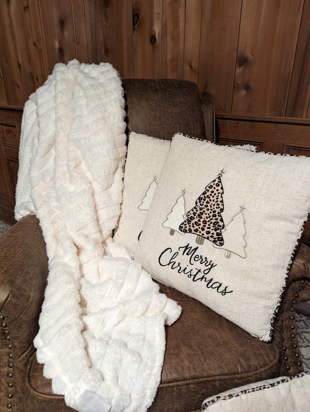 Leah Ultra Soft Ribbed Throw Blanket-Cream