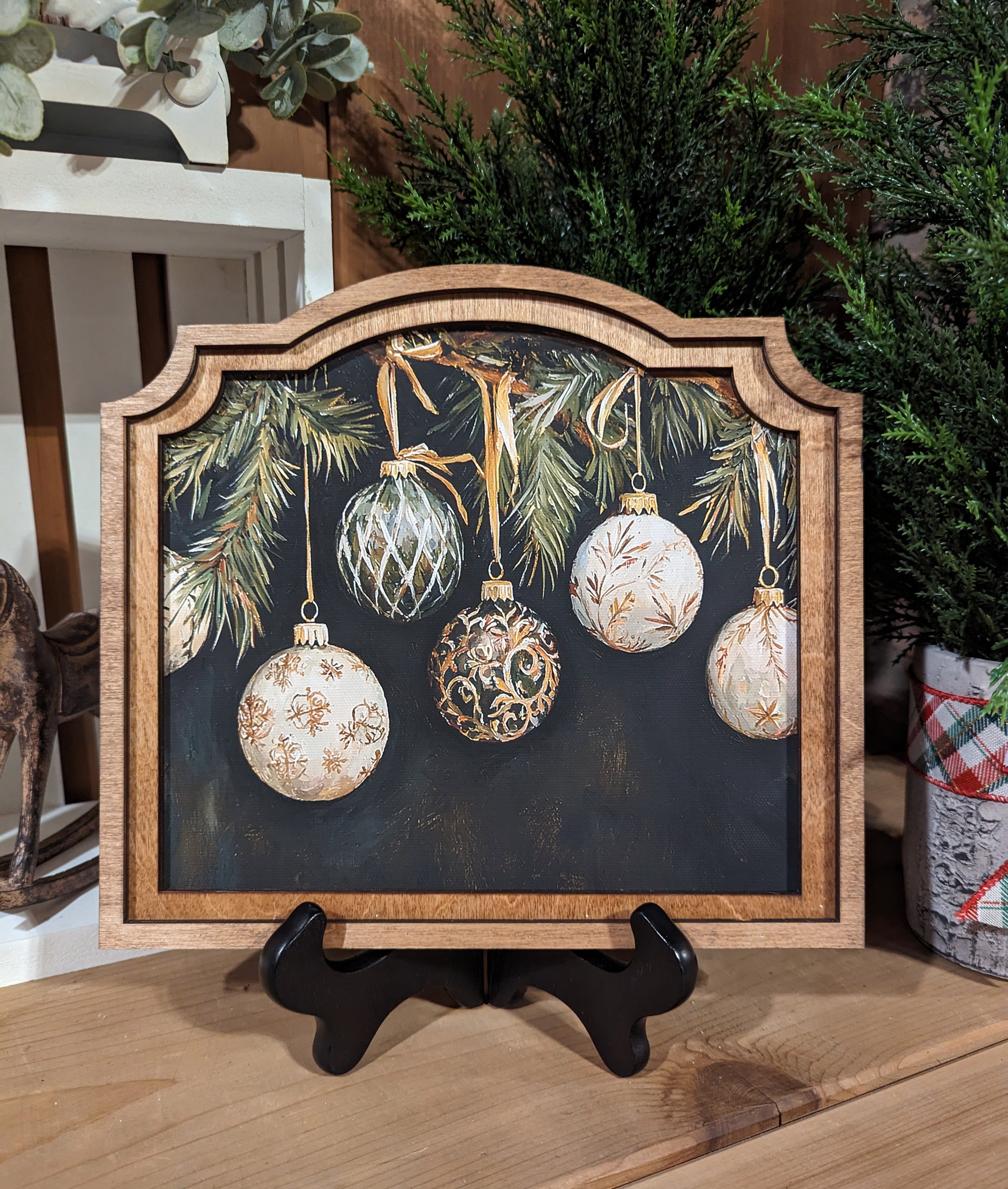 Provincial Ornaments Arch