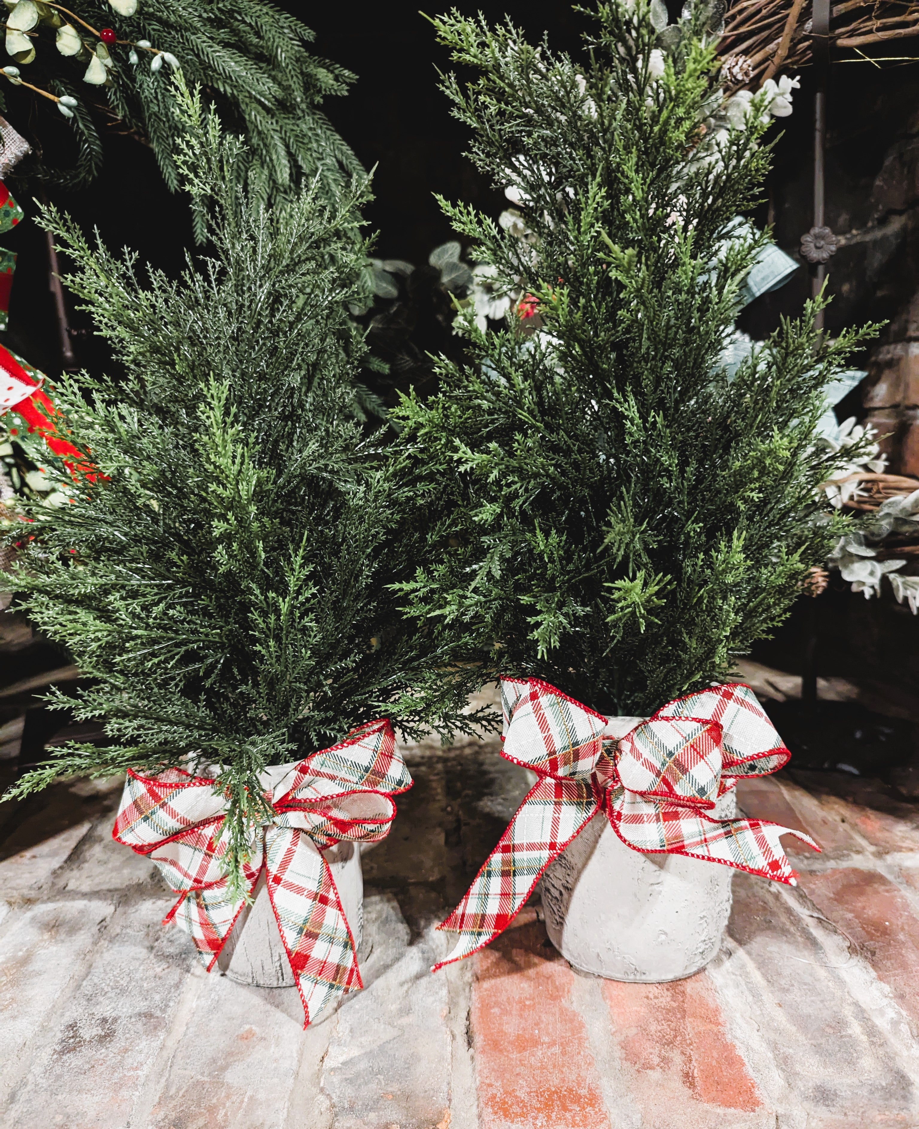 Fir & Bow Tree LARGE