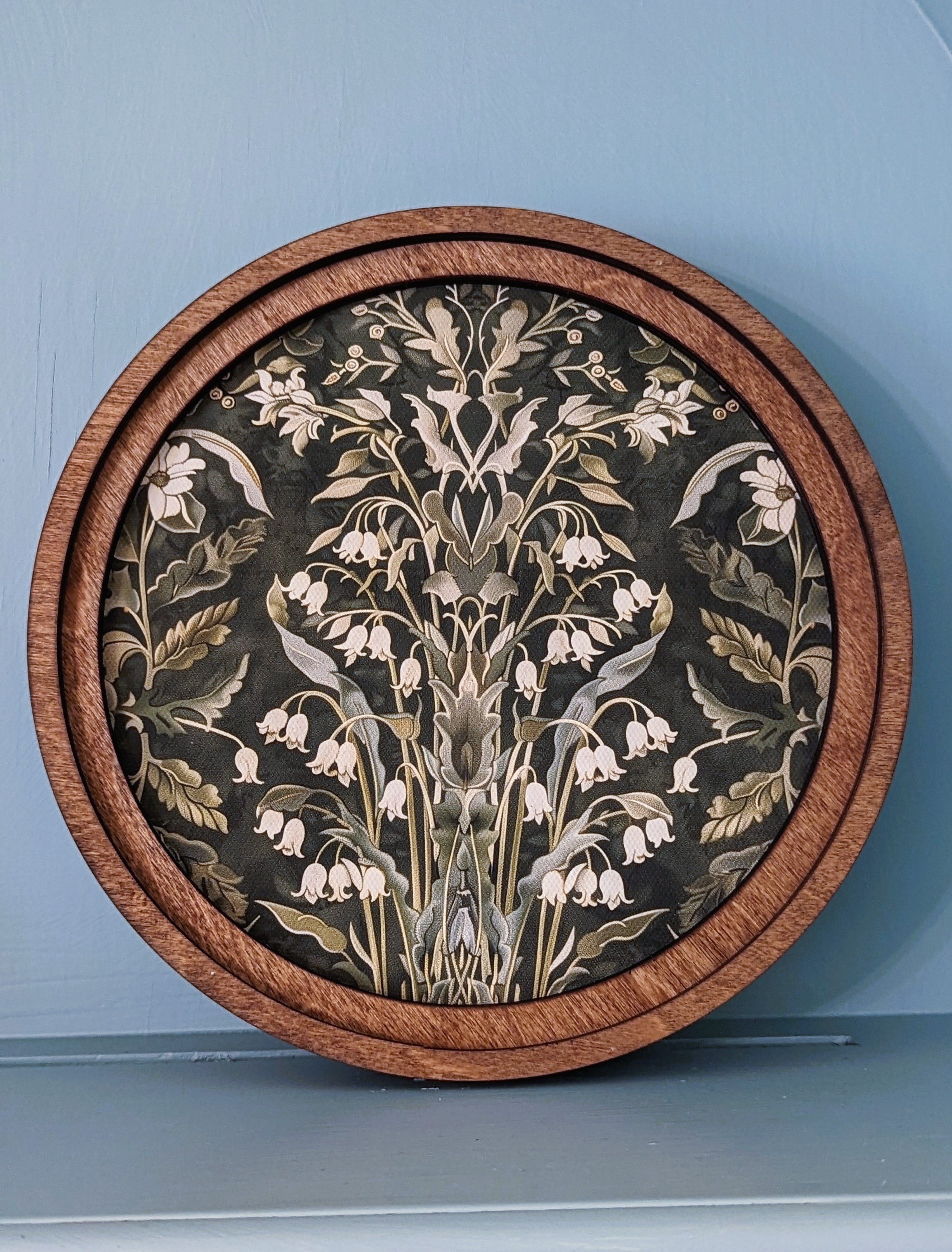 8" Round Dark Green Morris Art