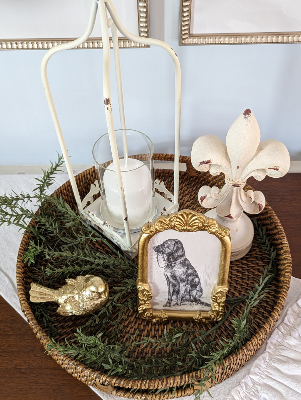 Country Manor Vignette
