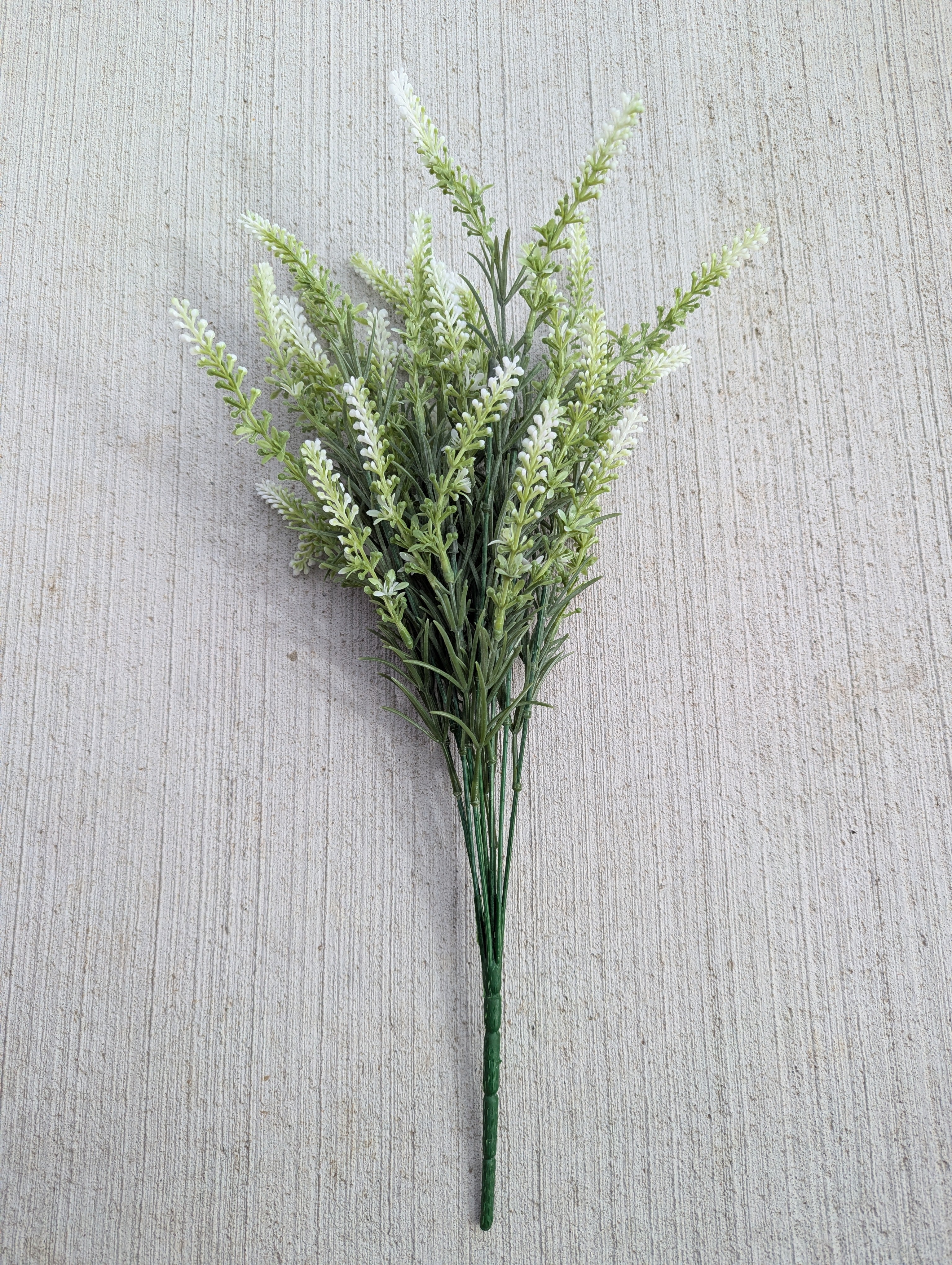 White Lavender Stem | 15"