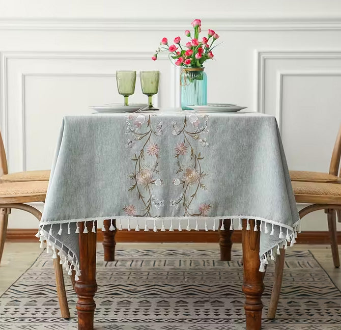 Annelise Tablecloth